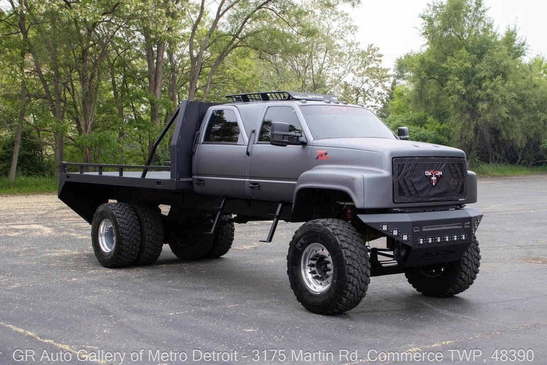 1991 GMC TopKick - Image 8 of 21