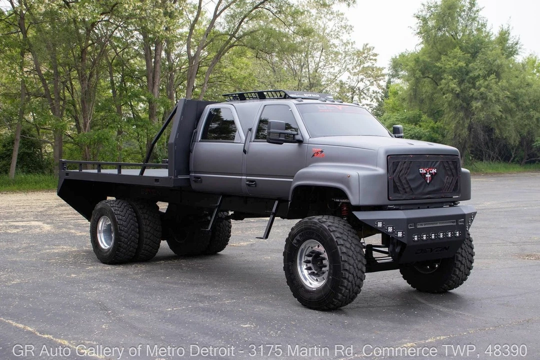 1991 GMC TopKick - Image 8 of 12