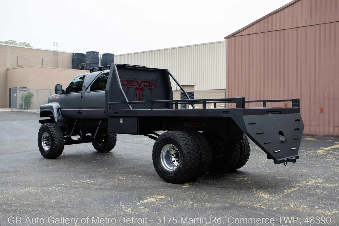 1991 GMC TopKick - Image 4 of 12