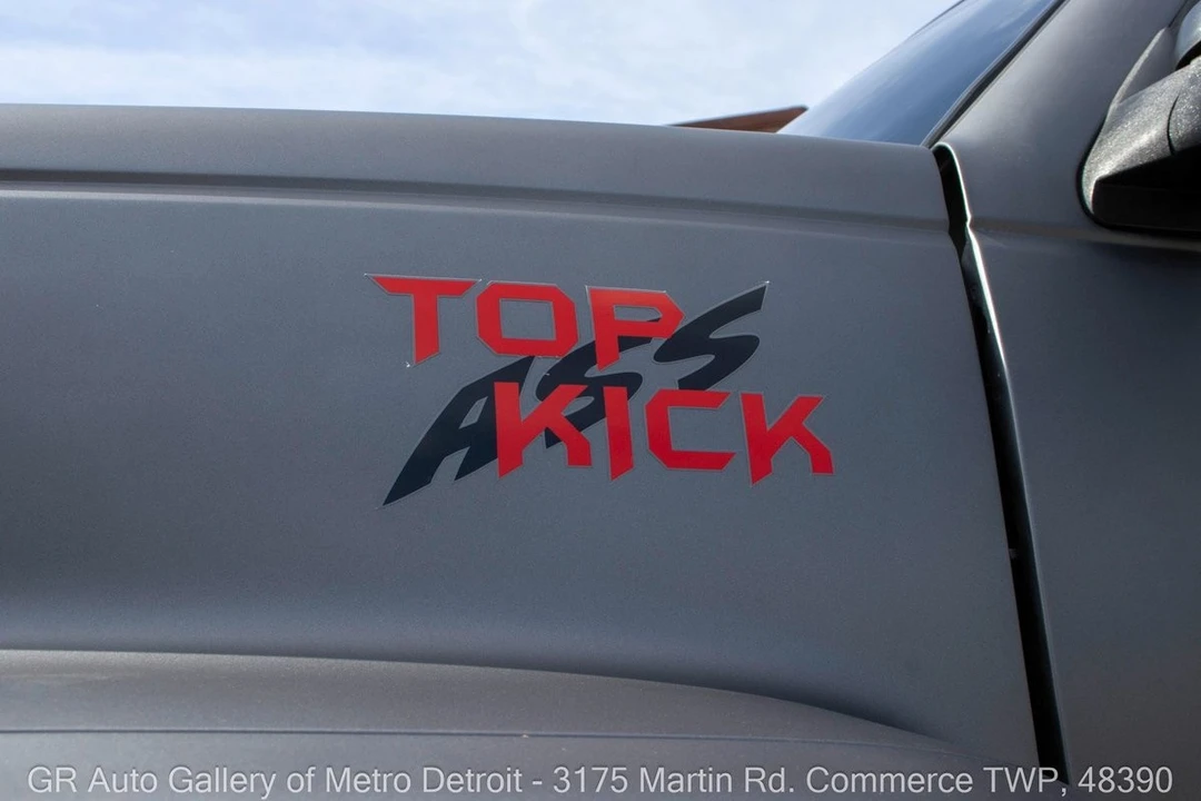 1991 GMC TopKick - Image 24 of 31