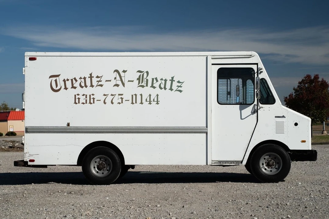 1991 GMC G-series Van - Image 7 of 12