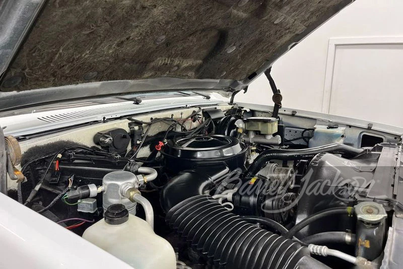 1991 GMC Jimmy 2nd Gen - Image 3 of 31