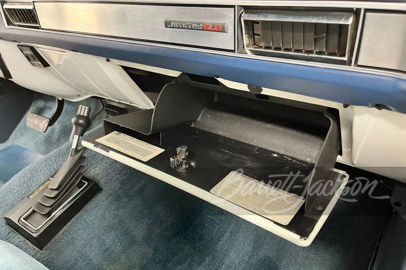 1991 GMC Jimmy 2nd Gen - Image 10 of 31