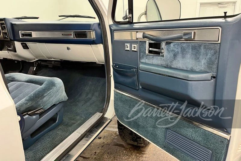 1991 GMC Jimmy 2nd Gen - Image 24 of 31