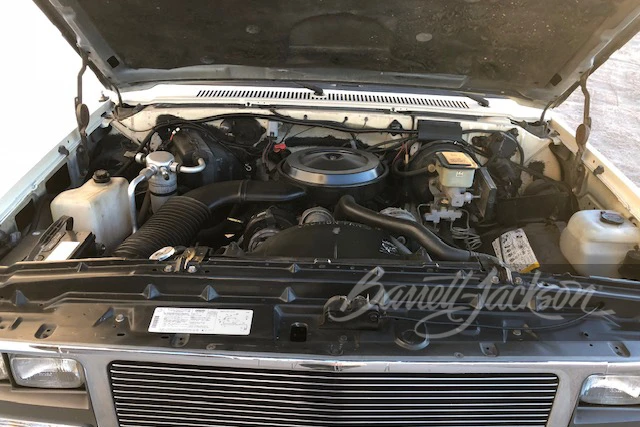 1991 GMC Jimmy 2nd Gen - Image 2 of 13