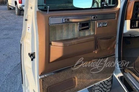 1991 GMC Jimmy 2nd Gen - Image 7 of 13