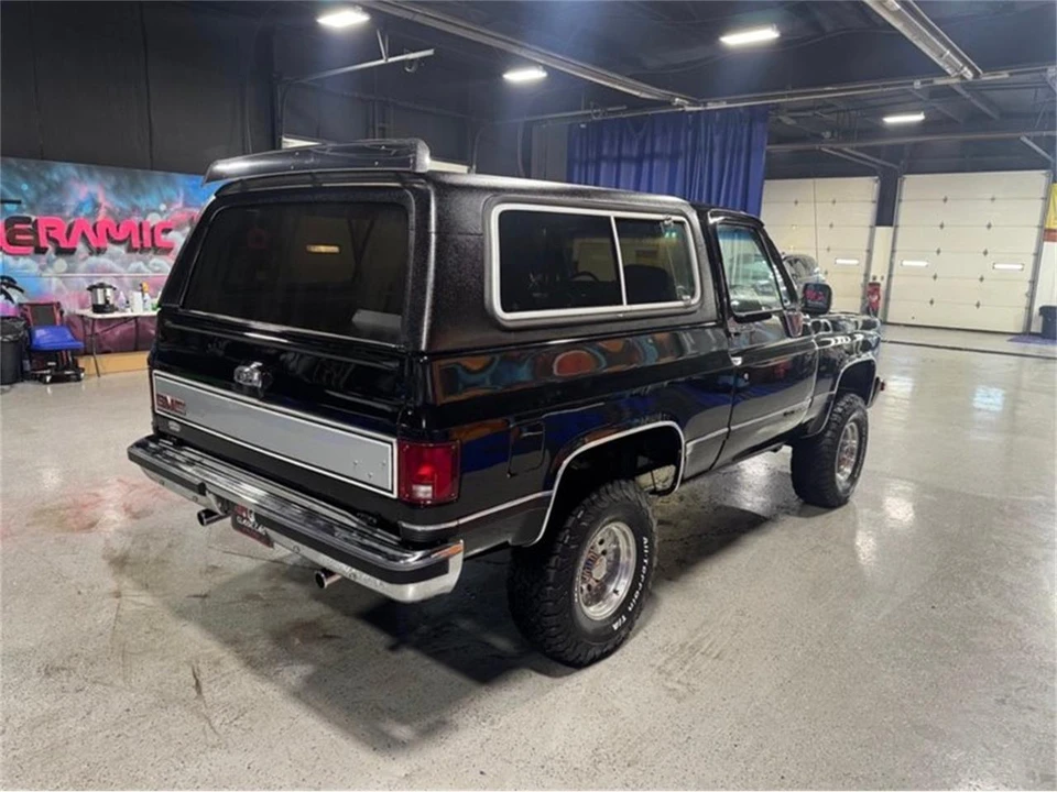 1991 GMC Jimmy 2nd Gen - Image 4 of 15