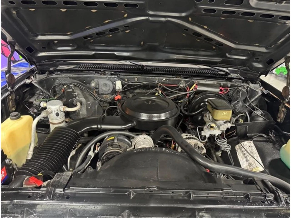 1991 GMC Jimmy 2nd Gen - Image 12 of 15