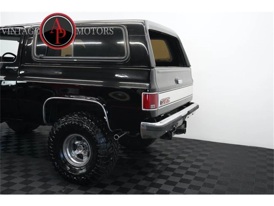1991 GMC Jimmy 2nd Gen - Image 14 of 31