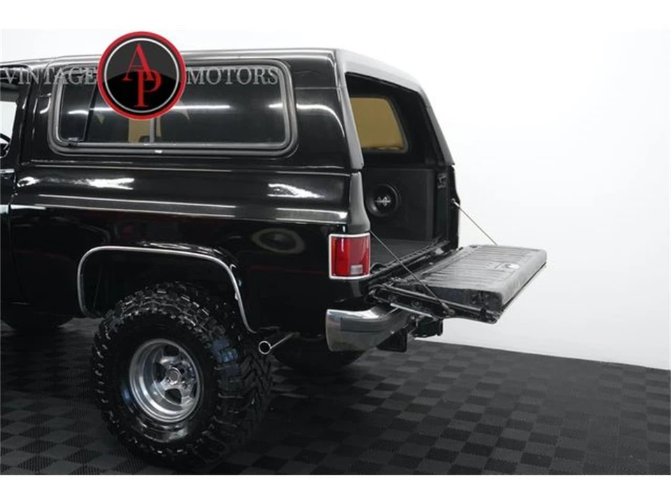 1991 GMC Jimmy 2nd Gen - Image 15 of 31