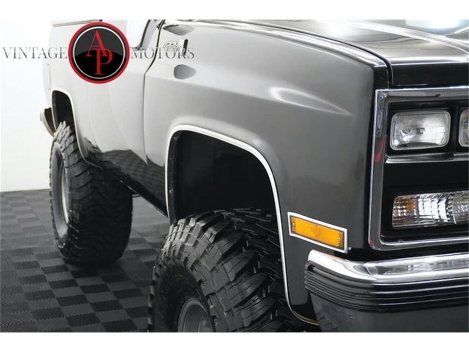 1991 GMC Jimmy 2nd Gen - Image 31 of 31