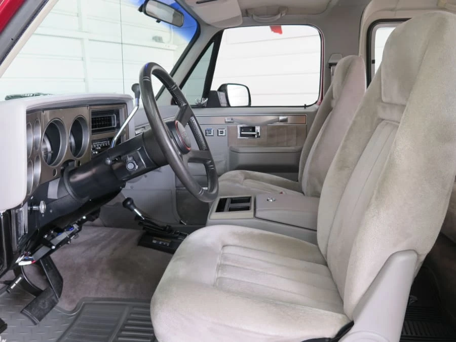 1991 GMC Jimmy 2nd Gen - Image 4 of 12