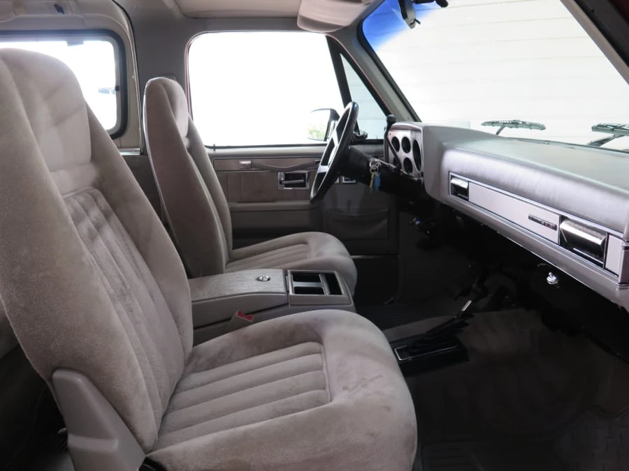 1991 GMC Jimmy 2nd Gen - Image 5 of 12