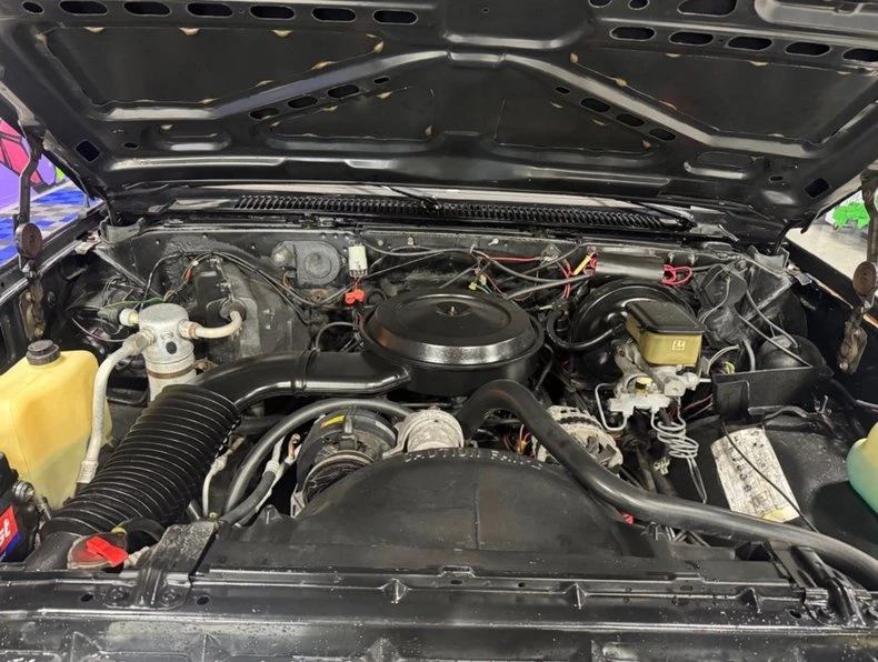 1991 GMC Jimmy 2nd Gen - Image 12 of 15