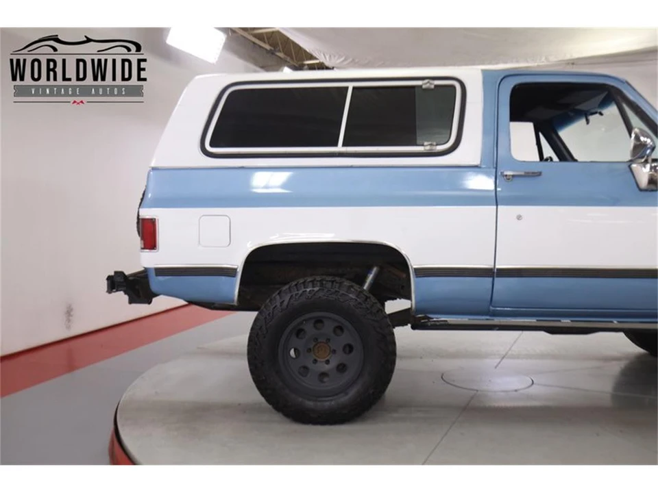 1991 GMC Jimmy 2nd Gen - Image 9 of 31
