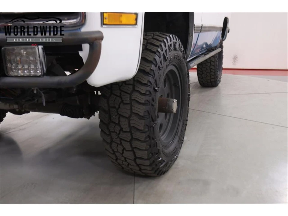 1991 GMC Jimmy 2nd Gen - Image 11 of 31