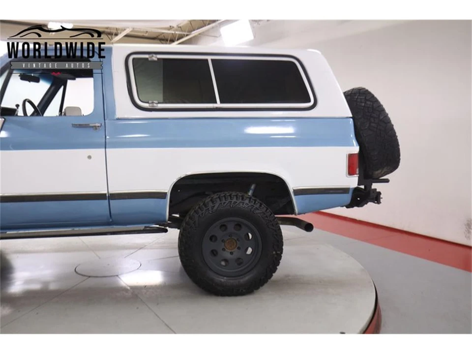 1991 GMC Jimmy 2nd Gen - Image 10 of 31