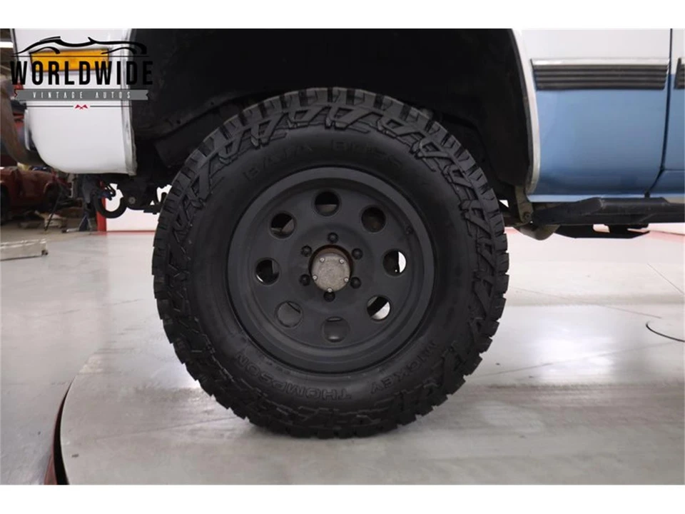 1991 GMC Jimmy 2nd Gen - Image 12 of 31