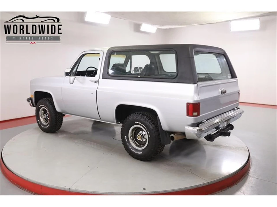 1991 GMC Jimmy 2nd Gen - Image 5 of 31