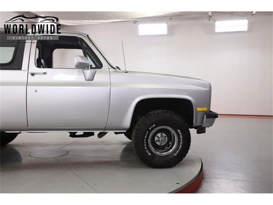 1991 GMC Jimmy 2nd Gen - Image 8 of 31