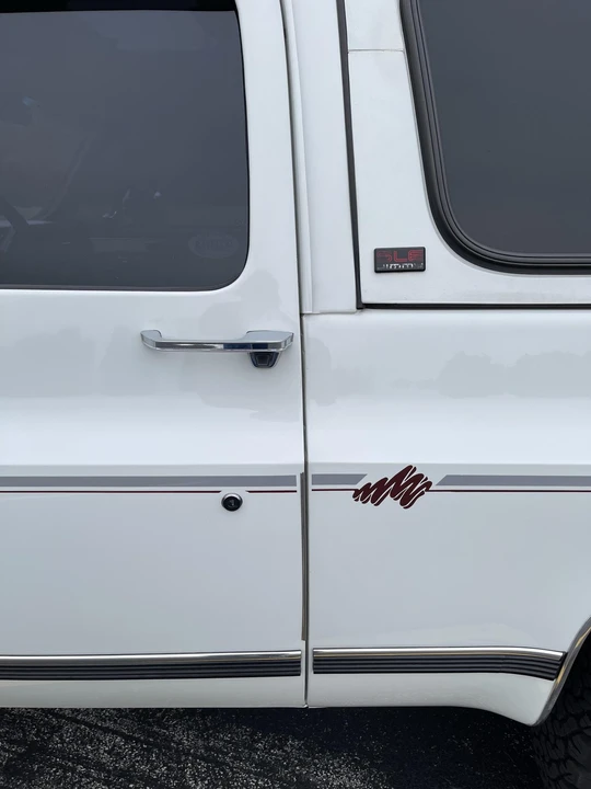 1991 GMC Jimmy 2nd Gen - Image 26 of 31