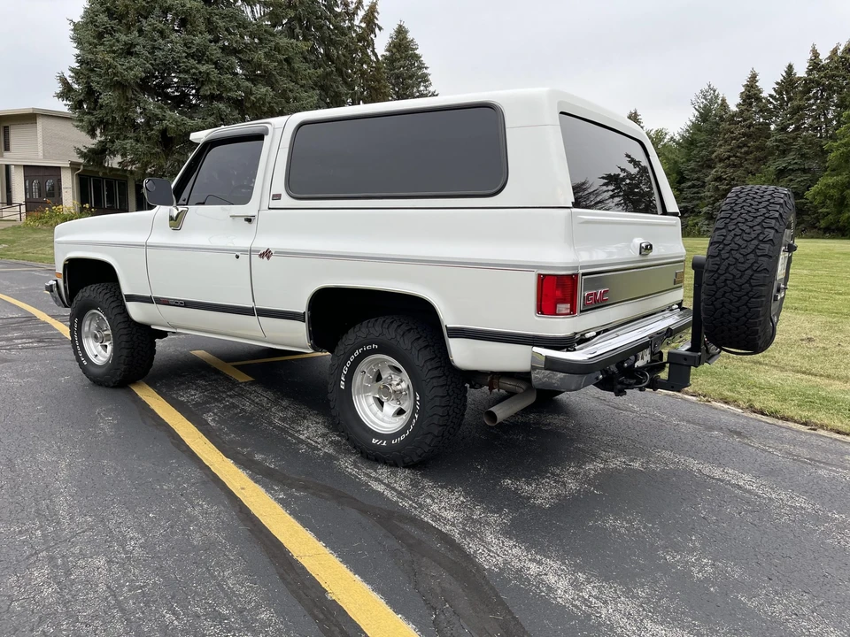 1991 GMC Jimmy 2nd Gen - Image 4 of 31
