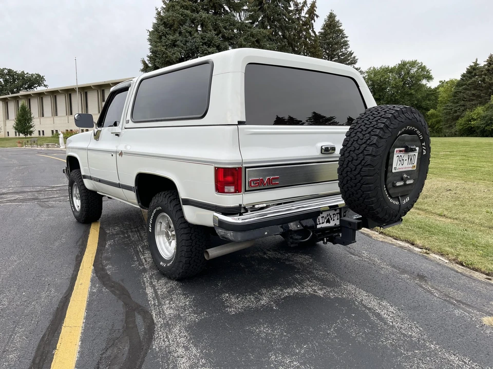 1991 GMC Jimmy 2nd Gen - Image 5 of 31