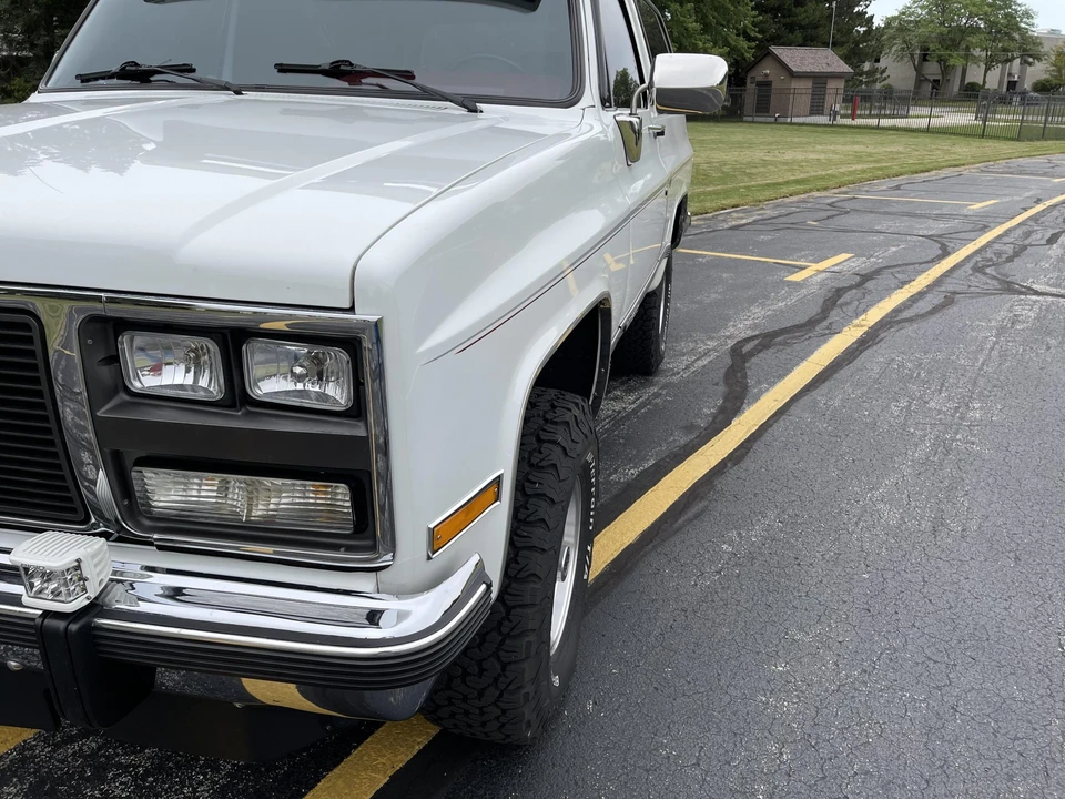 1991 GMC Jimmy 2nd Gen - Image 18 of 31
