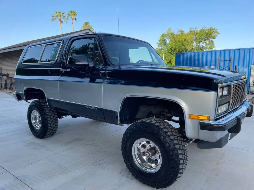 1991 GMC Jimmy 2nd Gen - Image 4 of 24