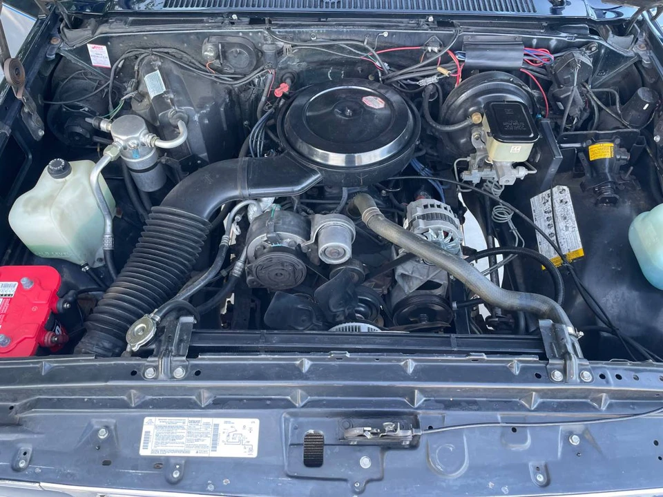 1991 GMC Jimmy 2nd Gen - Image 22 of 24