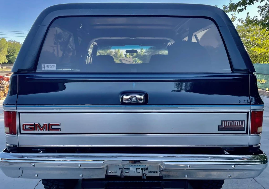 1991 GMC Jimmy 2nd Gen - Image 18 of 24