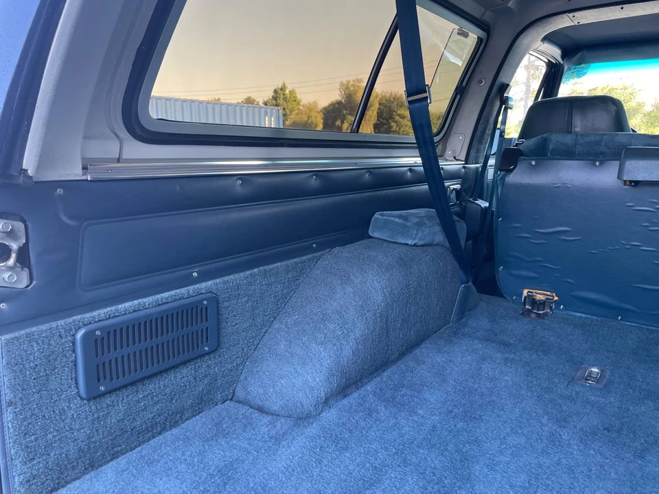 1991 GMC Jimmy 2nd Gen - Image 19 of 24
