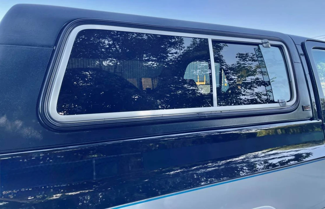 1991 GMC Jimmy 2nd Gen - Image 11 of 24