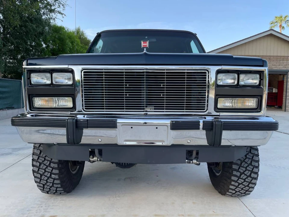 1991 GMC Jimmy 2nd Gen - Image 3 of 24