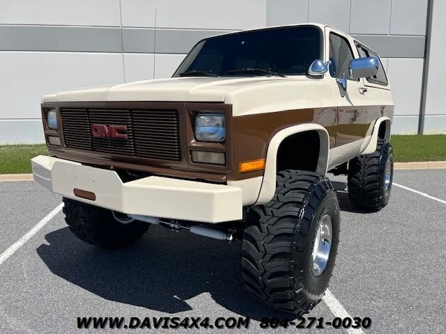 1991 GMC Jimmy 2nd Gen - Image 2 of 12