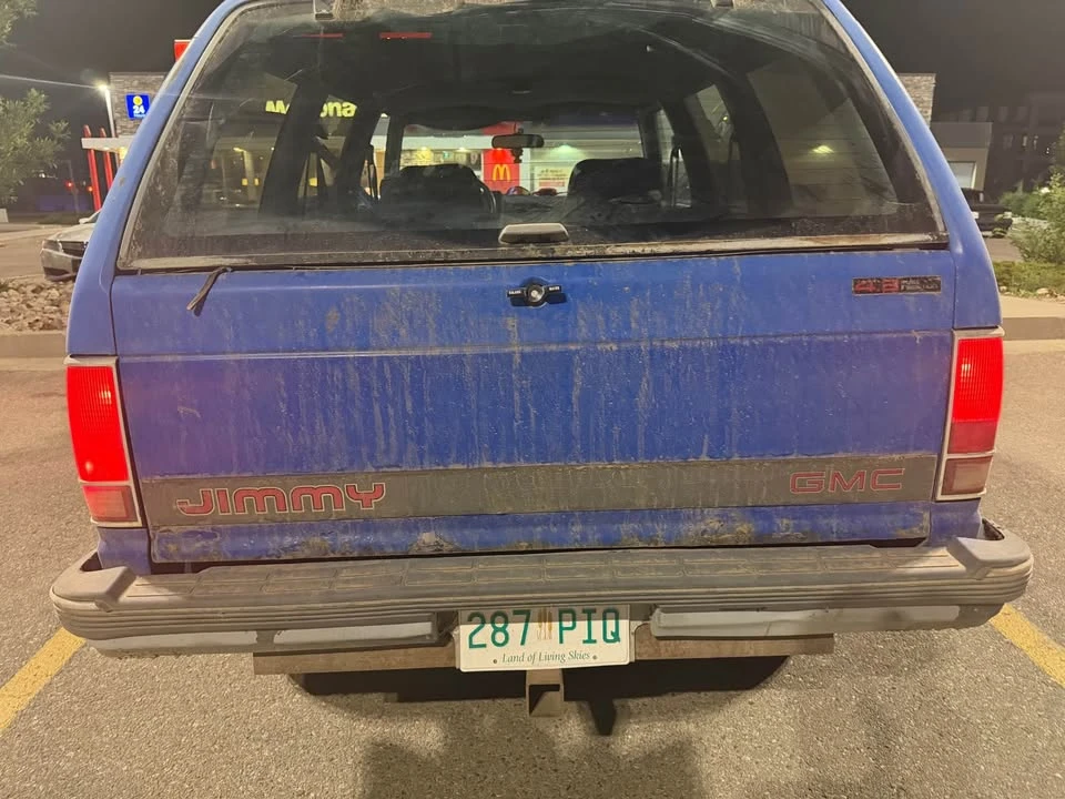 1991 GMC Jimmy 2nd Gen - Image 2 of 6