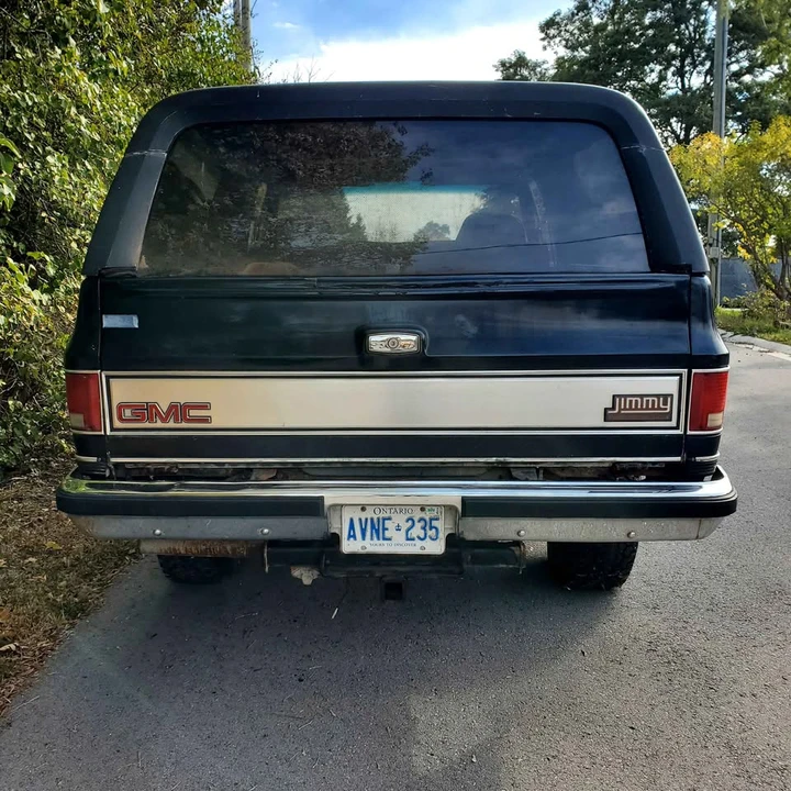 1991 GMC Jimmy 2nd Gen - Image 3 of 7
