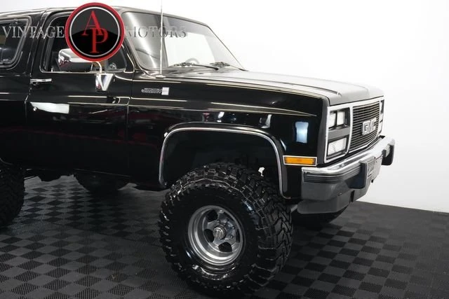 1991 GMC Jimmy 2nd Gen - Image 11 of 15