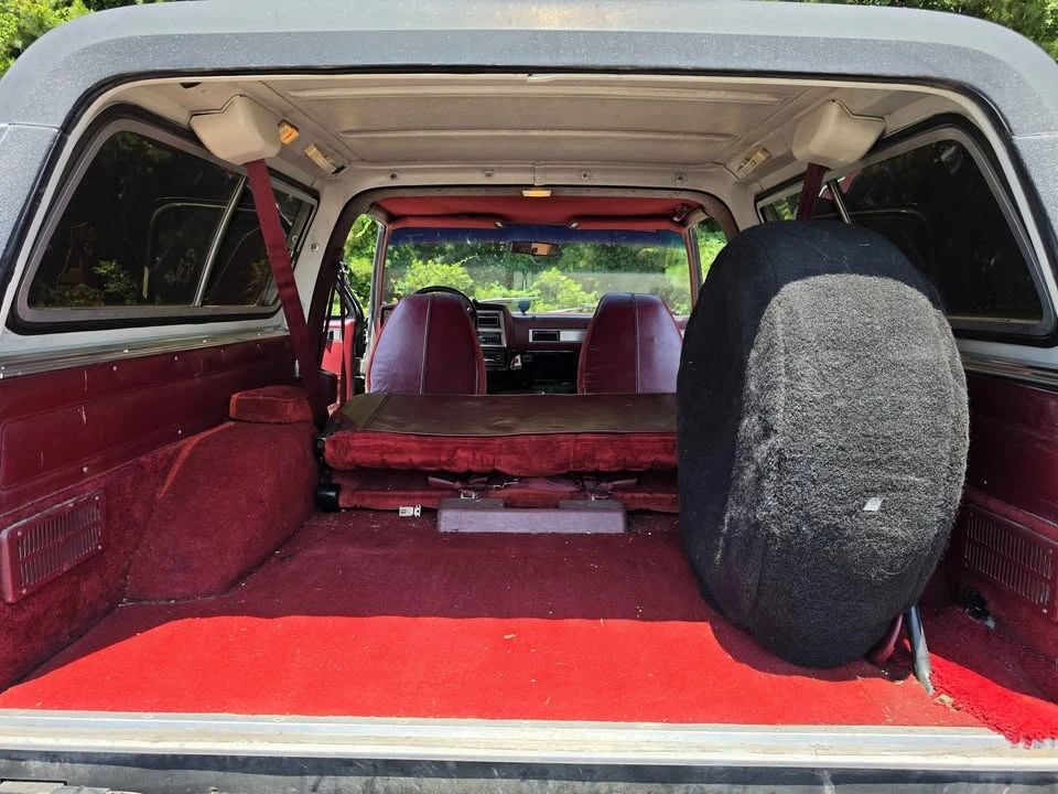 1991 GMC Jimmy 2nd Gen - Image 12 of 16