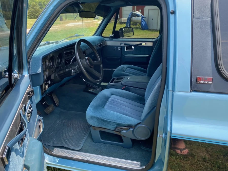 1991 GMC Jimmy 2nd Gen - Image 9 of 21