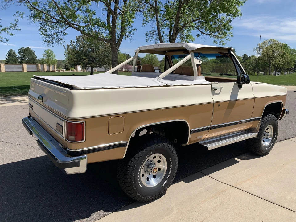 1991 GMC Jimmy 2nd Gen - Image 14 of 31