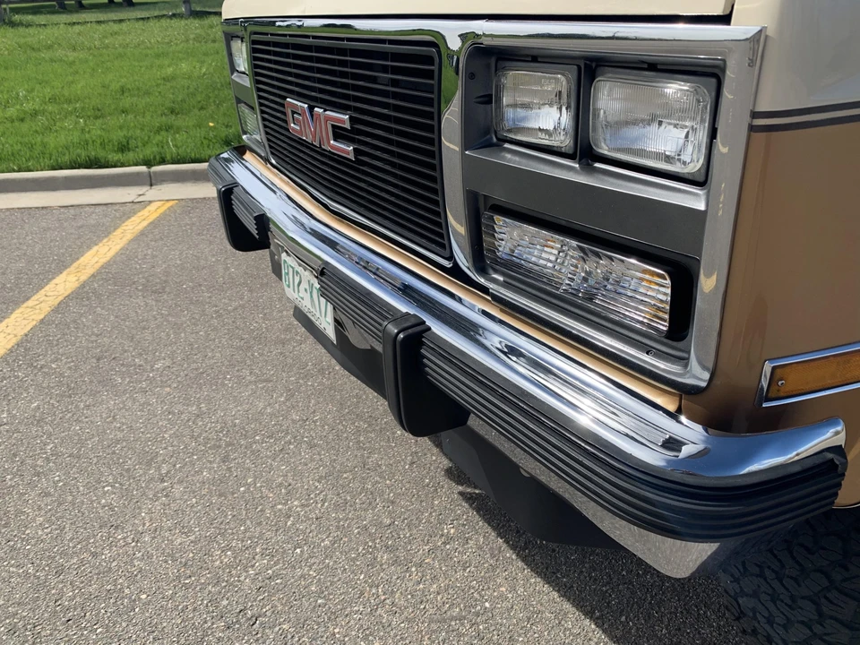 1991 GMC Jimmy 2nd Gen - Image 24 of 31