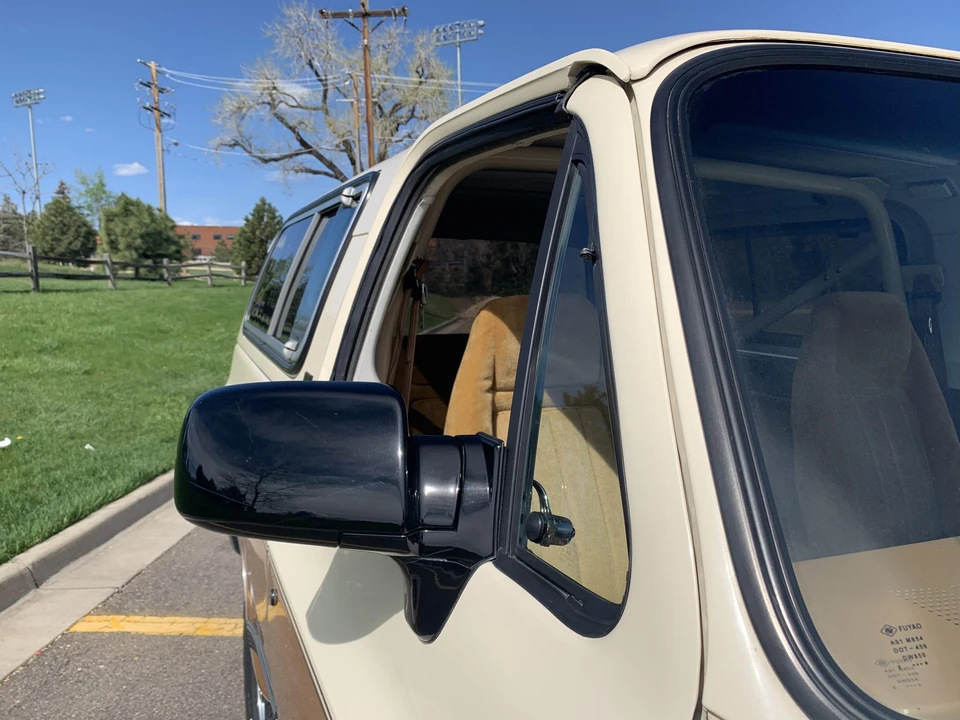 1991 GMC Jimmy 2nd Gen - Image 28 of 31
