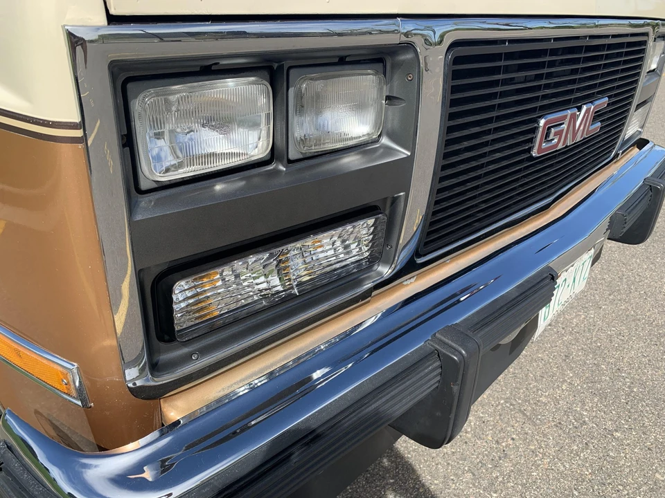 1991 GMC Jimmy 2nd Gen - Image 23 of 31