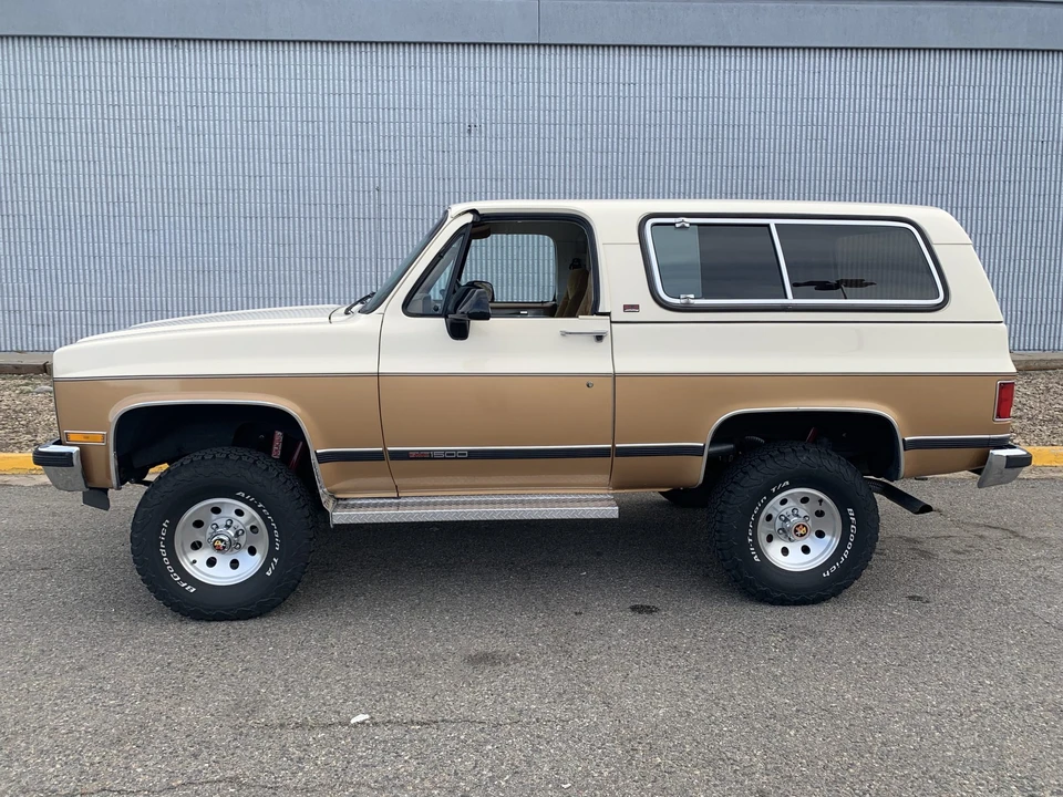 1991 GMC Jimmy 2nd Gen - Image 4 of 31