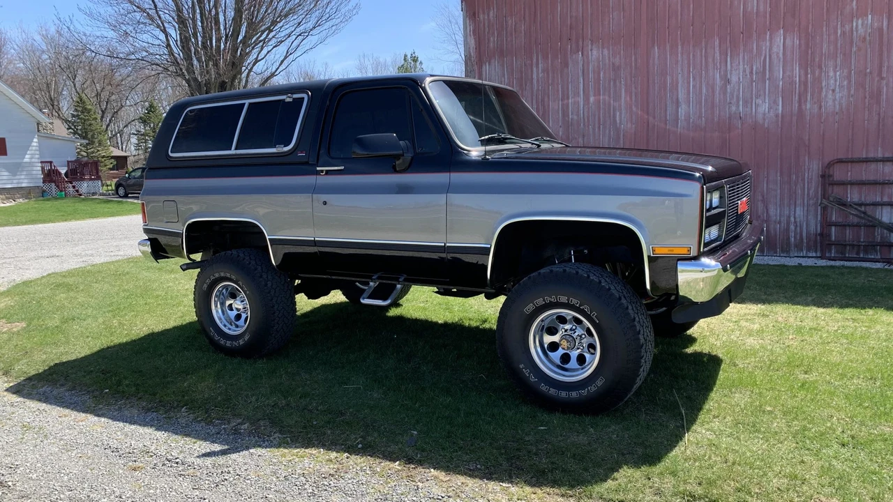 1991 GMC Jimmy 2nd Gen - Image 23 of 31