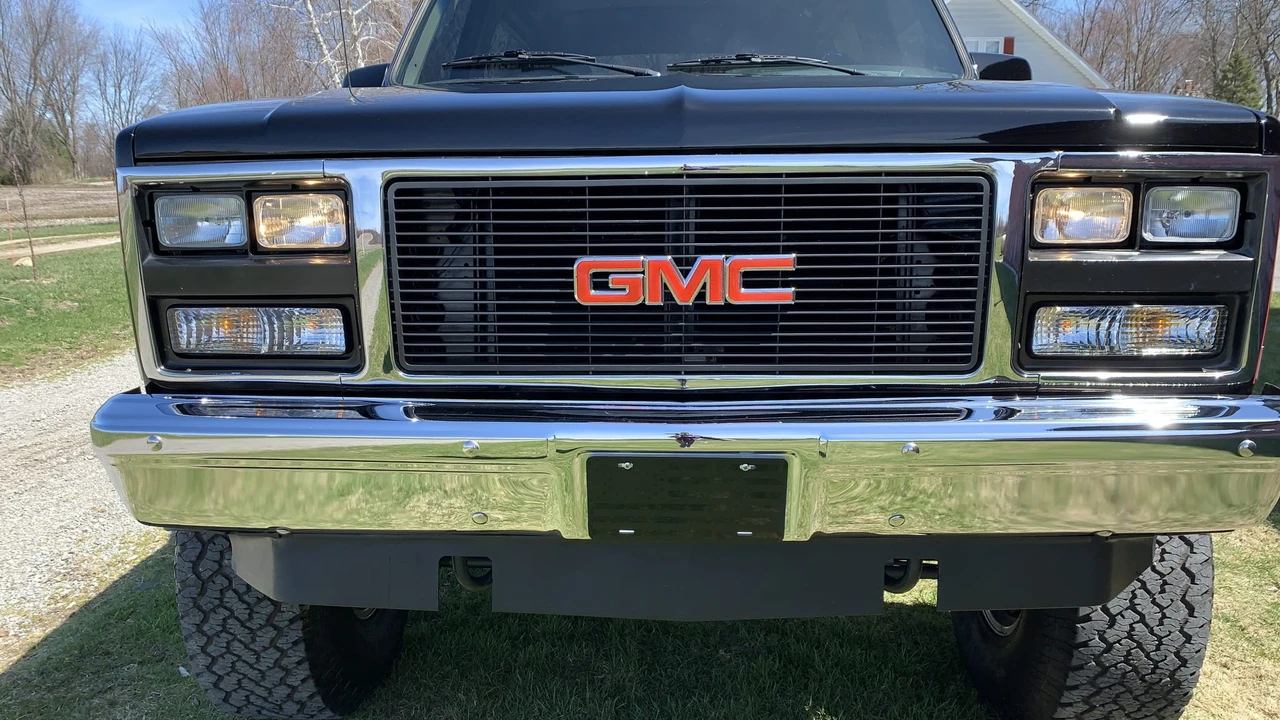 1991 GMC Jimmy 2nd Gen - Image 30 of 31