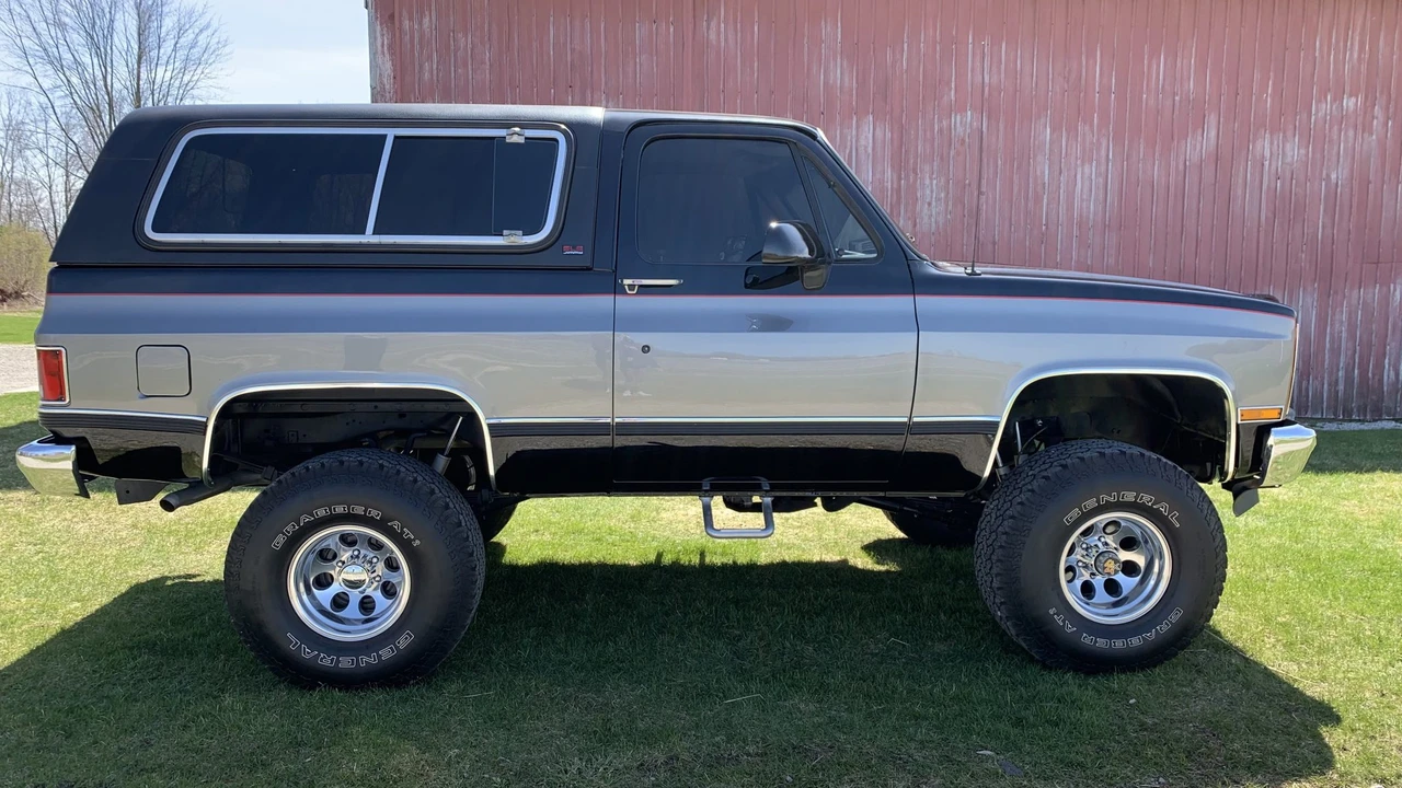 1991 GMC Jimmy 2nd Gen - Image 21 of 31