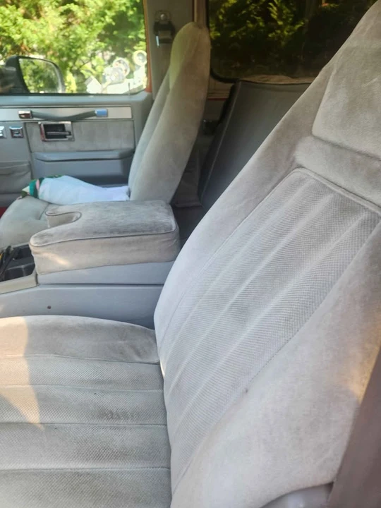 1991 GMC Jimmy 2nd Gen - Image 10 of 20