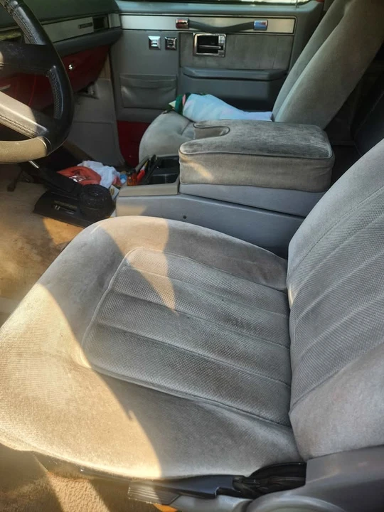 1991 GMC Jimmy 2nd Gen - Image 11 of 20